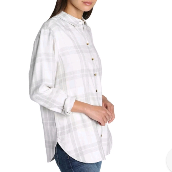 Jachs Girlfiend NY Womens Super Soft White Flannel Side Pockets Shirt EUC size S - Picture 1 of 13